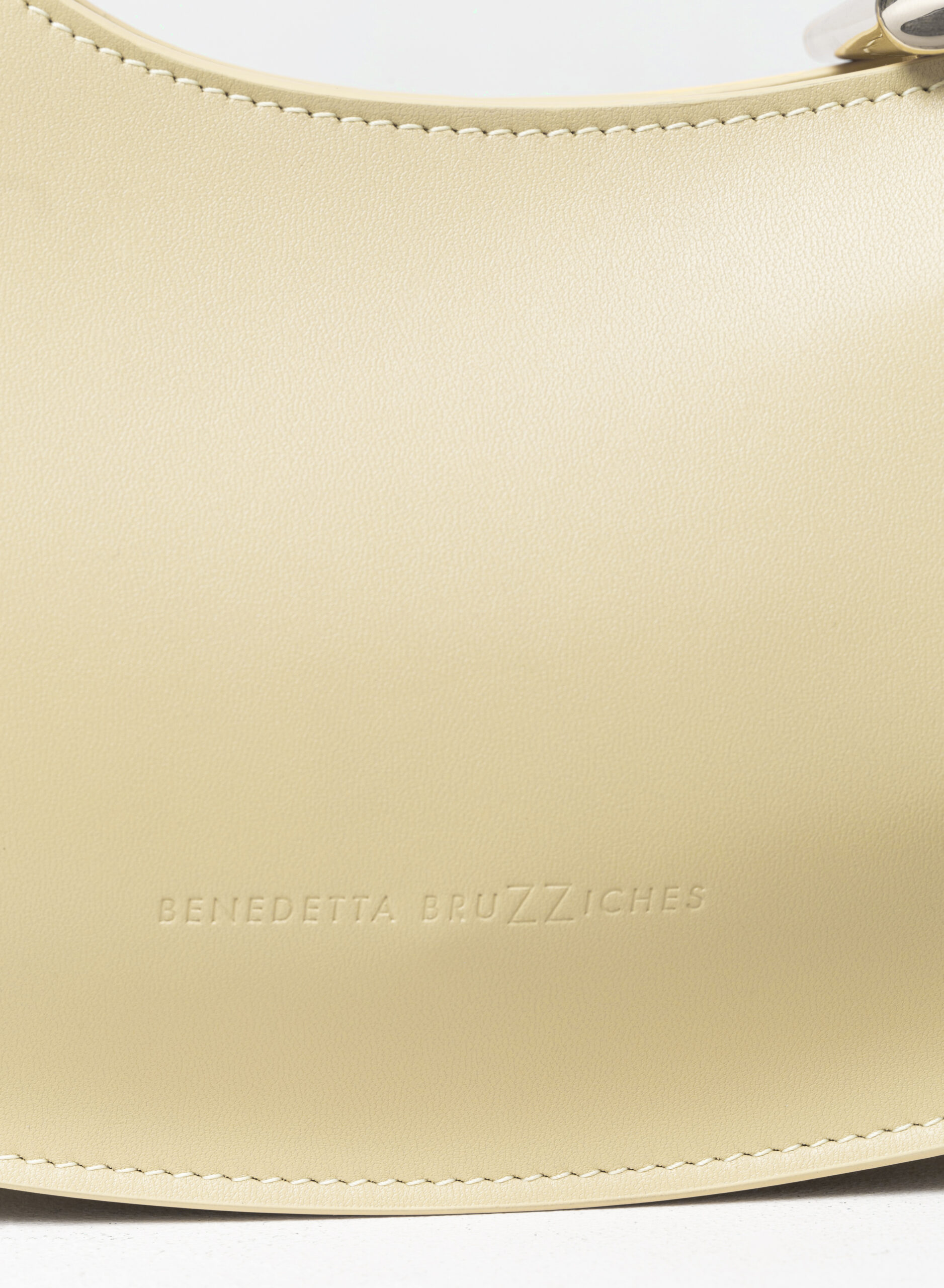 RAFFAELLA Fandango/Giallo